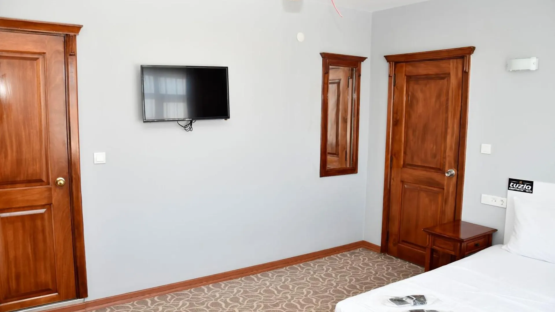 Tuzla Grand Hotel イスタンブール トルコ